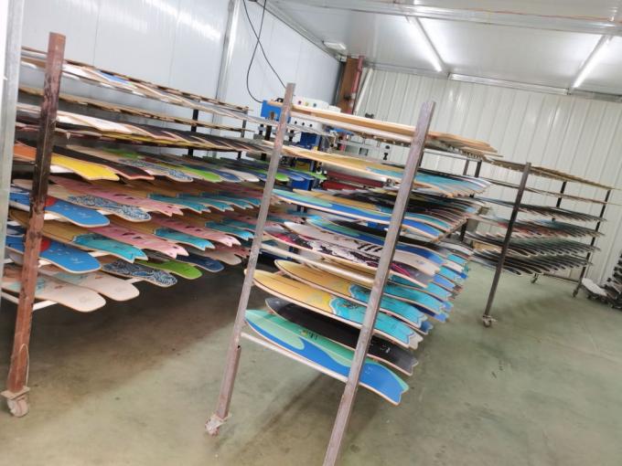Ucuz Özel Şekil Boş Skateboard Decks Kanada Profesyonel Ağaç 6
