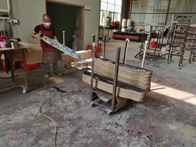 Ucuz Özel Şekil Boş Skateboard Decks Kanada Profesyonel Ağaç 10