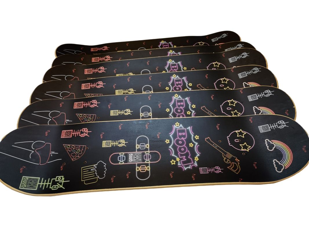 2024 Sıcak Satış Tarzı 7 Ply Maple Custom Concave Double Kick Profesyonel Uzun Tahta Skateboard