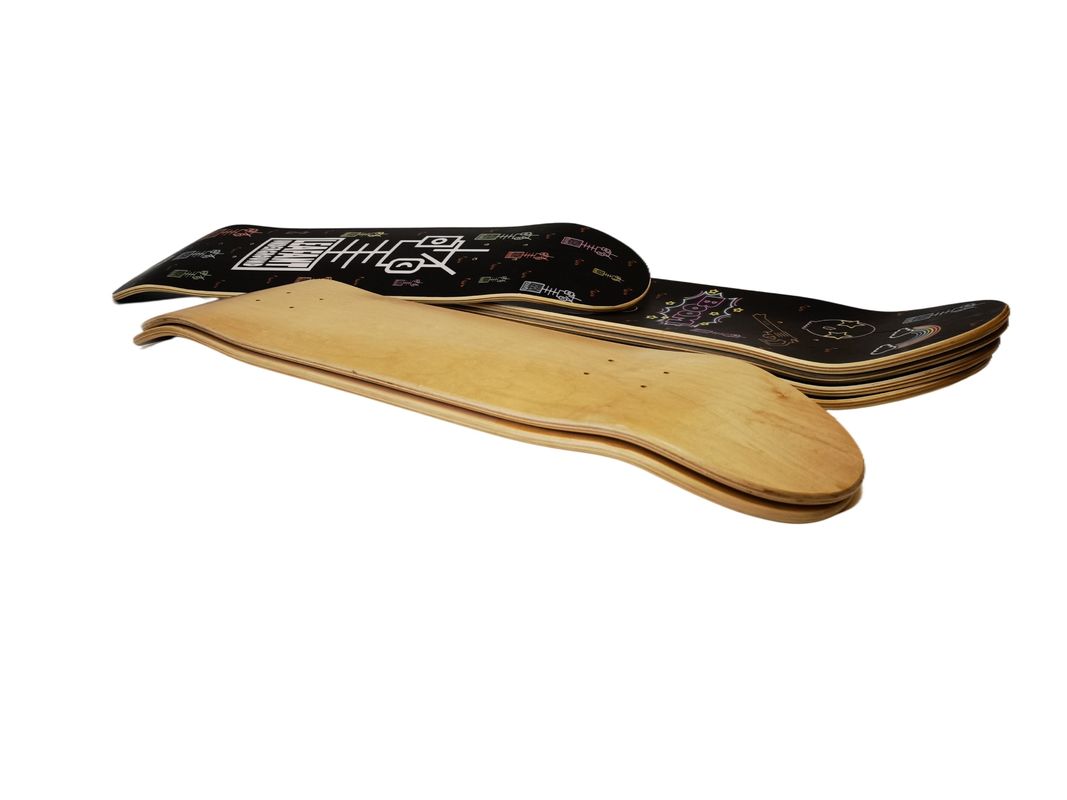 2024 Sıcak Satış Tarzı 7 Ply Maple Custom Concave Double Kick Profesyonel Uzun Tahta Skateboard